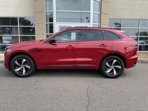 Certified 2024 Jaguar F-PACE R-Dynamic S image 4