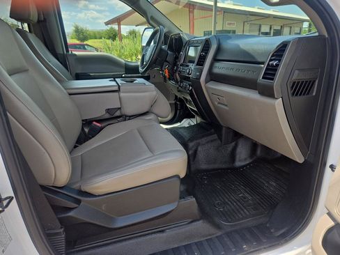 Used 2020 Ford F350 XL w/ STX Appearance Package AWD/4WD image 15