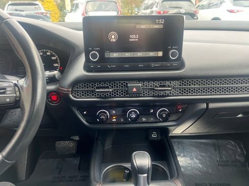 Used 2023 Honda HR-V Sport image 19