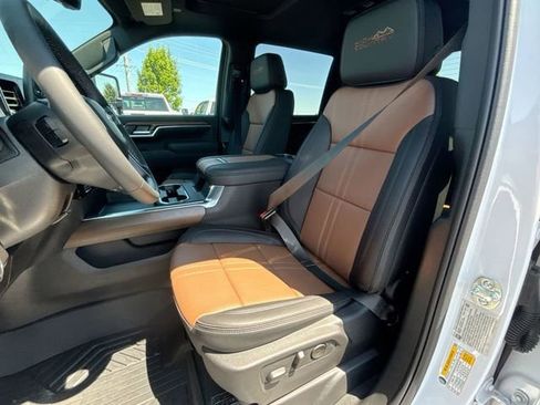 New 2025 Chevrolet Silverado 3500 High Country w/ Technology Package image 16