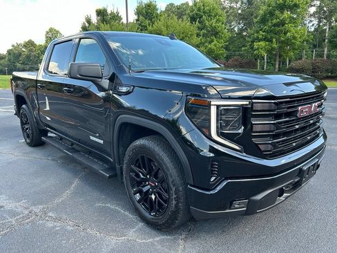 Used 2023 GMC Sierra 1500 Elevation RWD image 17