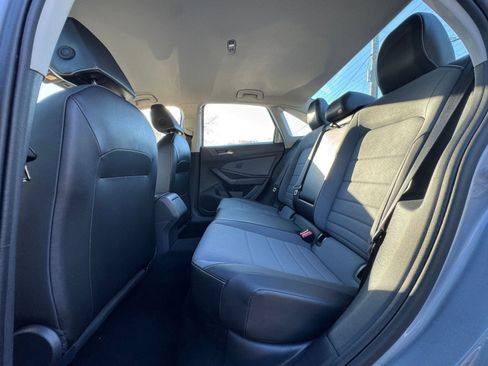 Used 2025 Volkswagen Jetta SE image 21