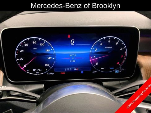 Used 2025 Mercedes-Benz GLC 300 4MATIC image 26