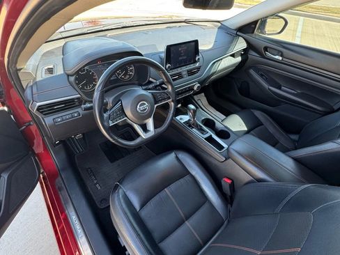Used 2020 Nissan Altima 2.5 SR image 34