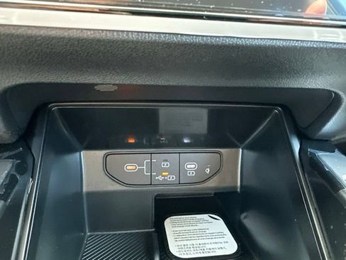 New 2026 Kia Sorento S w/ S Panoramic Sunroof Package FWD image 37