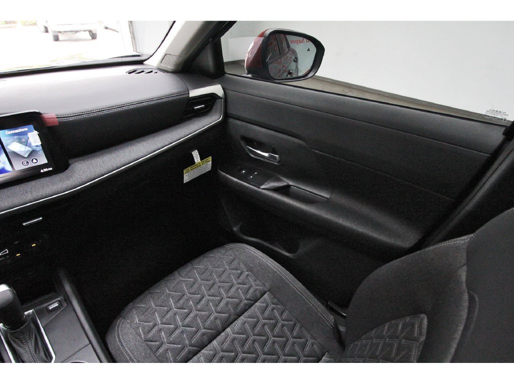 Certified 2026 Nissan Kicks SV FWD image 10