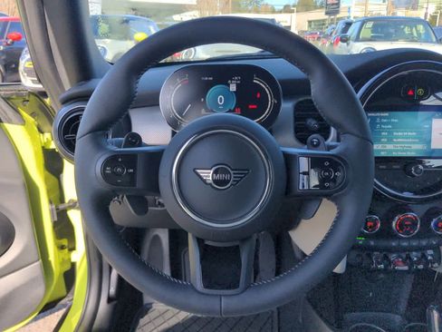 Certified 2023 MINI Cooper S w/ Signature Upholstery Package image 20