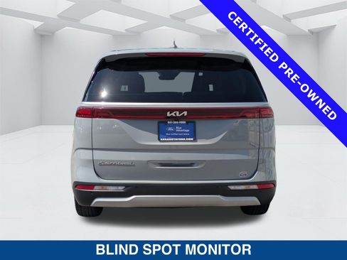 Used 2022 Kia Carnival EX FWD image 6