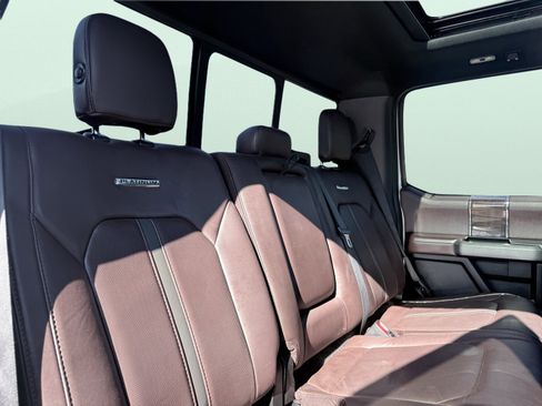 Used 2016 Ford F150 Platinum w/ Equipment Group 701A Luxury image 21