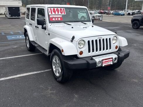 Used 2012 Jeep Wrangler Unlimited Sahara w/ Dual Top Group image 4