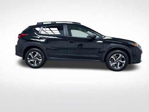 Used 2024 Subaru Crosstrek 2.0i Premium AWD/4WD image 2