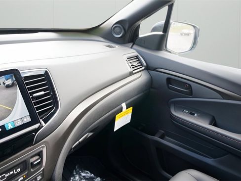 New 2025 Honda Ridgeline TrailSport image 18