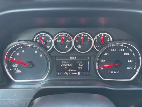 Used 2021 Chevrolet Silverado 1500 LT AWD/4WD image 16