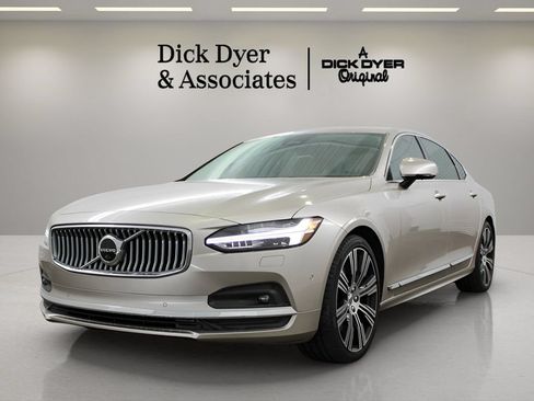 Certified 2023 Volvo S90 B6 Plus w/ Protection Package Premier AWD/4WD image 5