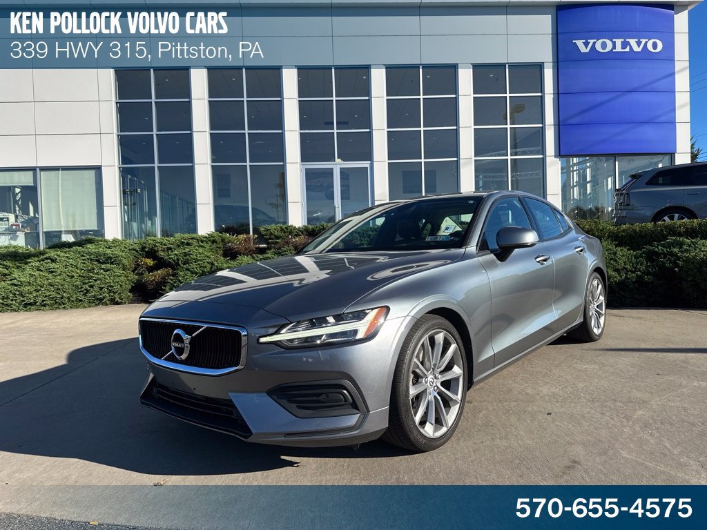 Used 2020 Volvo S60 T6 Momentum AWD/4WD image 1