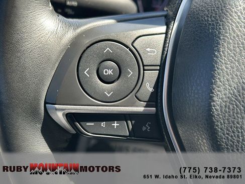 Used 2022 Toyota Camry XLE w/ Navigation Upgrade Package image 14