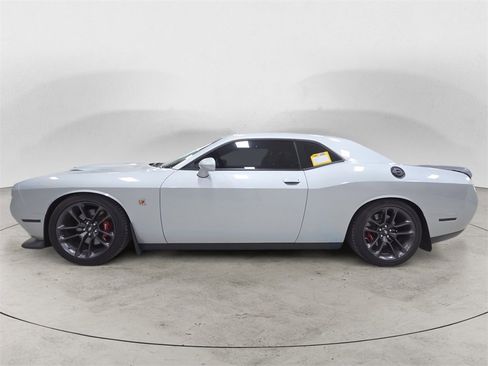 Used 2021 Dodge Challenger R/T Scat Pack image 2