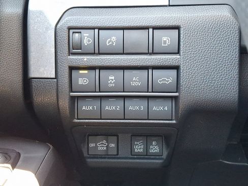 Used 2025 Toyota Tacoma 4x4 Double Cab Hybrid w/ Tow Tech Package image 27