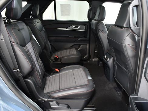 New 2026 Ford Explorer ST-Line AWD/4WD image 19