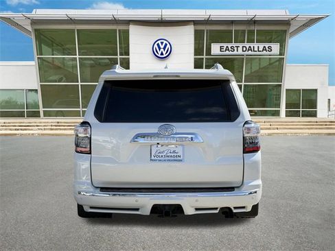 Used 2021 Toyota 4Runner Limited image 5