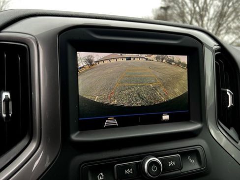 Used 2021 Chevrolet Silverado 1500 Custom image 38