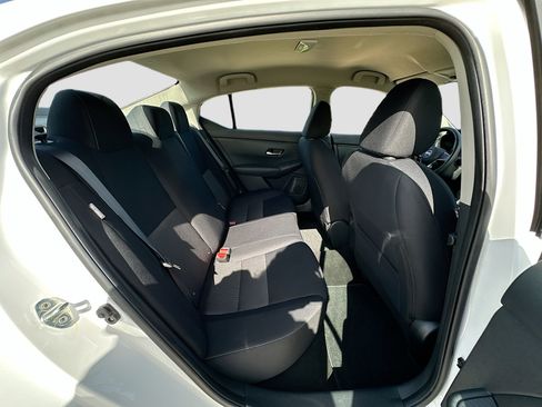 Used 2023 Nissan Sentra SV image 23