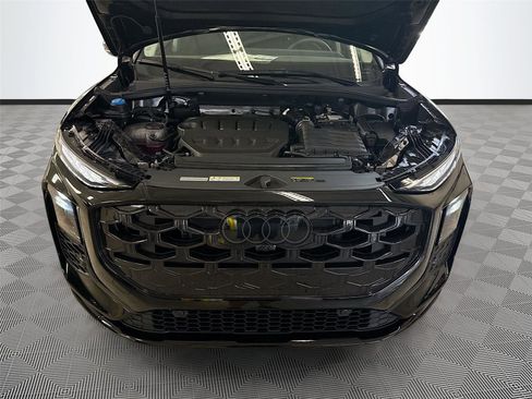 New 2026 Audi Q3 quattro 2.0T AWD/4WD image 30