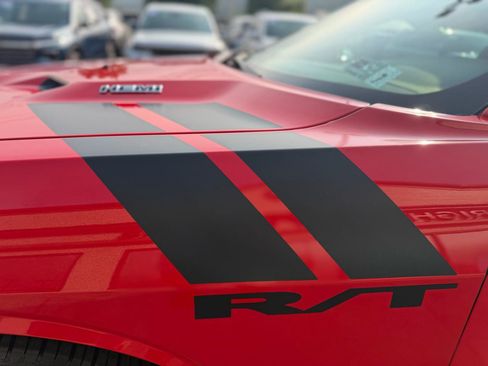 Used 2009 Dodge Challenger R/T RWD image 18