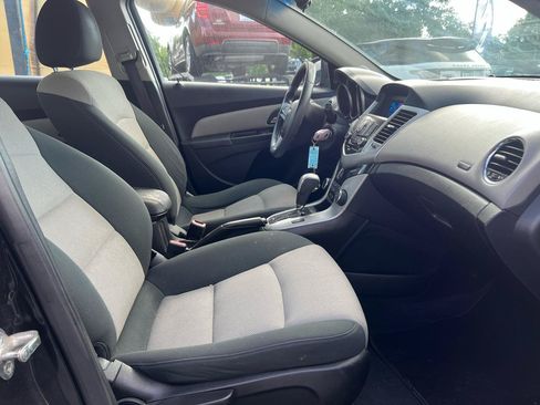 Used 2012 Chevrolet Cruze LS w/ Connectivity Package FWD image 13
