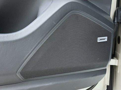 Used 2025 Porsche Cayenne S image 21