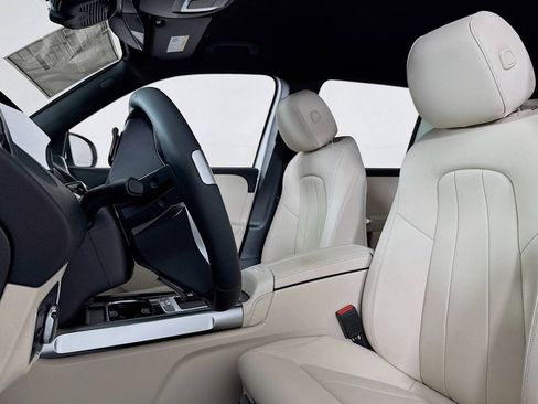 Certified 2026 Mercedes-Benz GLB 250 image 18