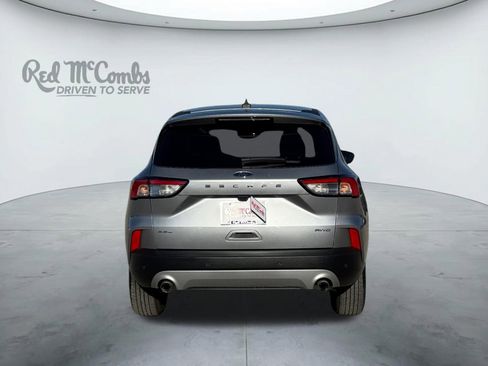 Used 2022 Ford Escape SEL image 4