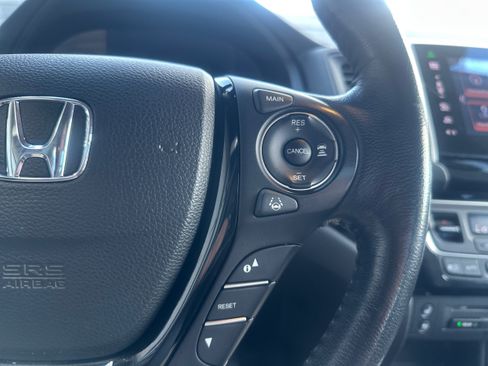 Used 2016 Honda Pilot Elite image 34