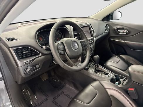 Used 2022 Jeep Cherokee Trailhawk AWD/4WD image 9