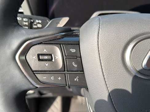 Used 2026 Lexus GX 550 w/ Accessory Package (2T) AWD/4WD image 22