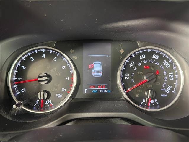 Used 2022 Toyota RAV4 LE FWD image 26