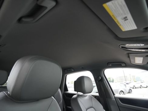 Used 2021 Porsche Cayenne AWD/4WD image 30