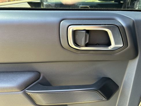 New 2025 Ford Bronco Badlands image 38