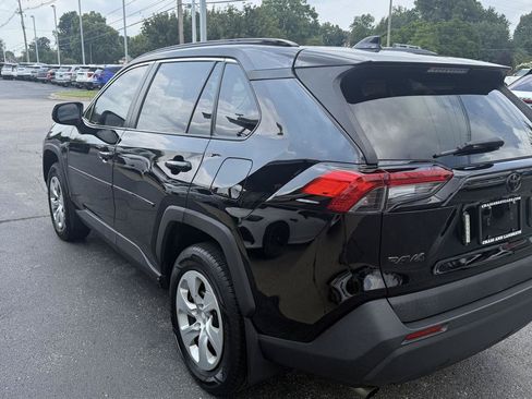 Used 2019 Toyota RAV4 LE w/ All Weather Liner Package AWD/4WD image 4