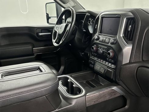 Used 2022 Chevrolet Silverado 2500 LTZ w/ LTZ Plus Package image 42