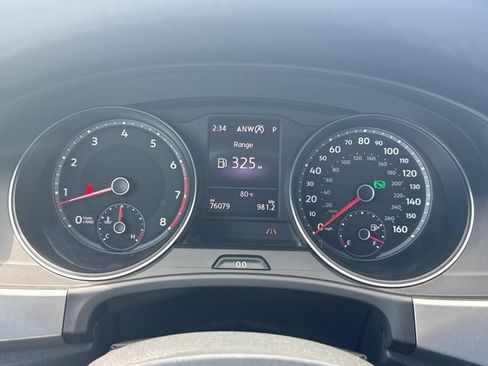 Used 2019 Volkswagen Atlas SE w/ Towing Package AWD/4WD image 39