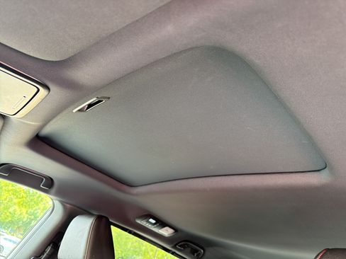 Certified 2024 Honda Odyssey Sport image 14
