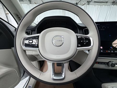 New 2026 Volvo XC90 B6 Ultra w/ Protection Package AWD/4WD image 23