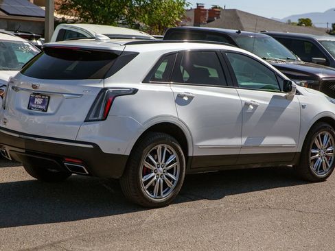 Used 2022 Cadillac XT5 Sportv w/ Technology Package AWD/4WD image 5