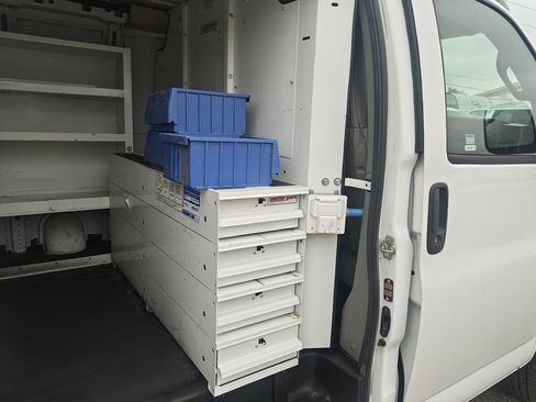 Used 2020 Chevrolet Express 3500 w/ Driver Convenience Package image 8