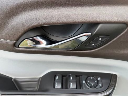 Certified 2023 GMC Acadia SLT image 20