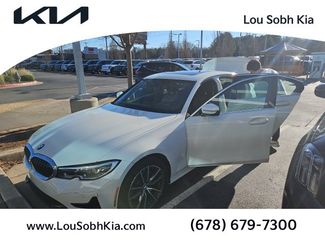Used 2019 BMW 330i Sedan w/ Convenience Package video 1