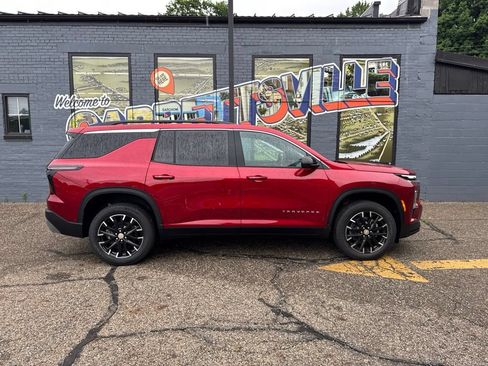 New 2026 Chevrolet Traverse LT w/ Sun and Wheel Package AWD/4WD image 30