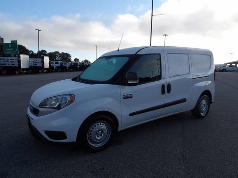 Used 2022 RAM ProMaster City Tradesman FWD image 3