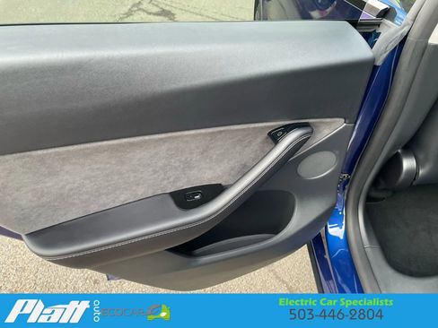 Used 2020 Tesla Model Y Performance image 35